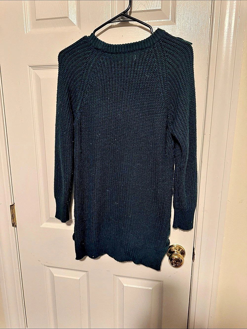 Zoey Knit Sweater in green Size Large Like New